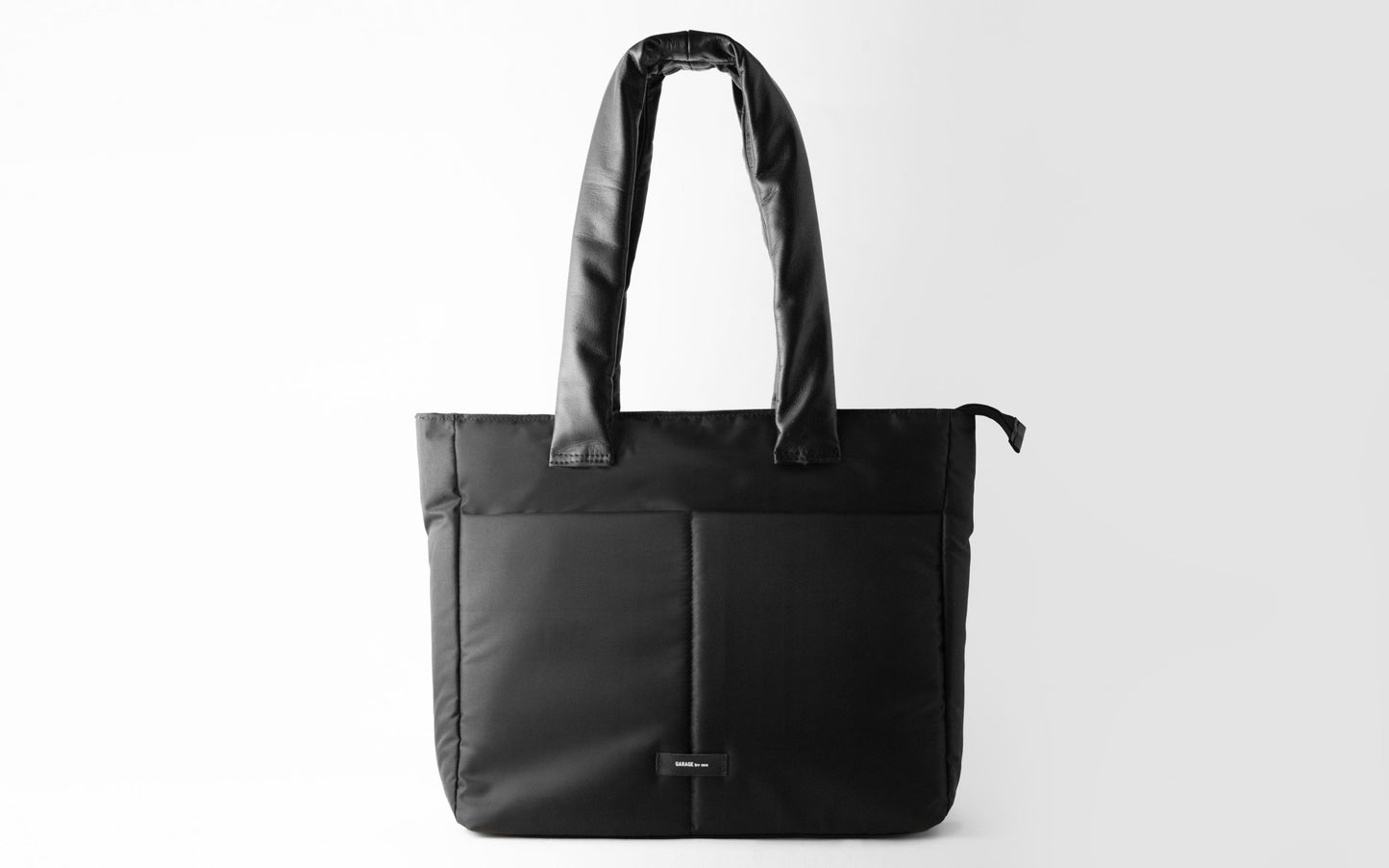 TECHNICAL TOTE BAG . BLACK