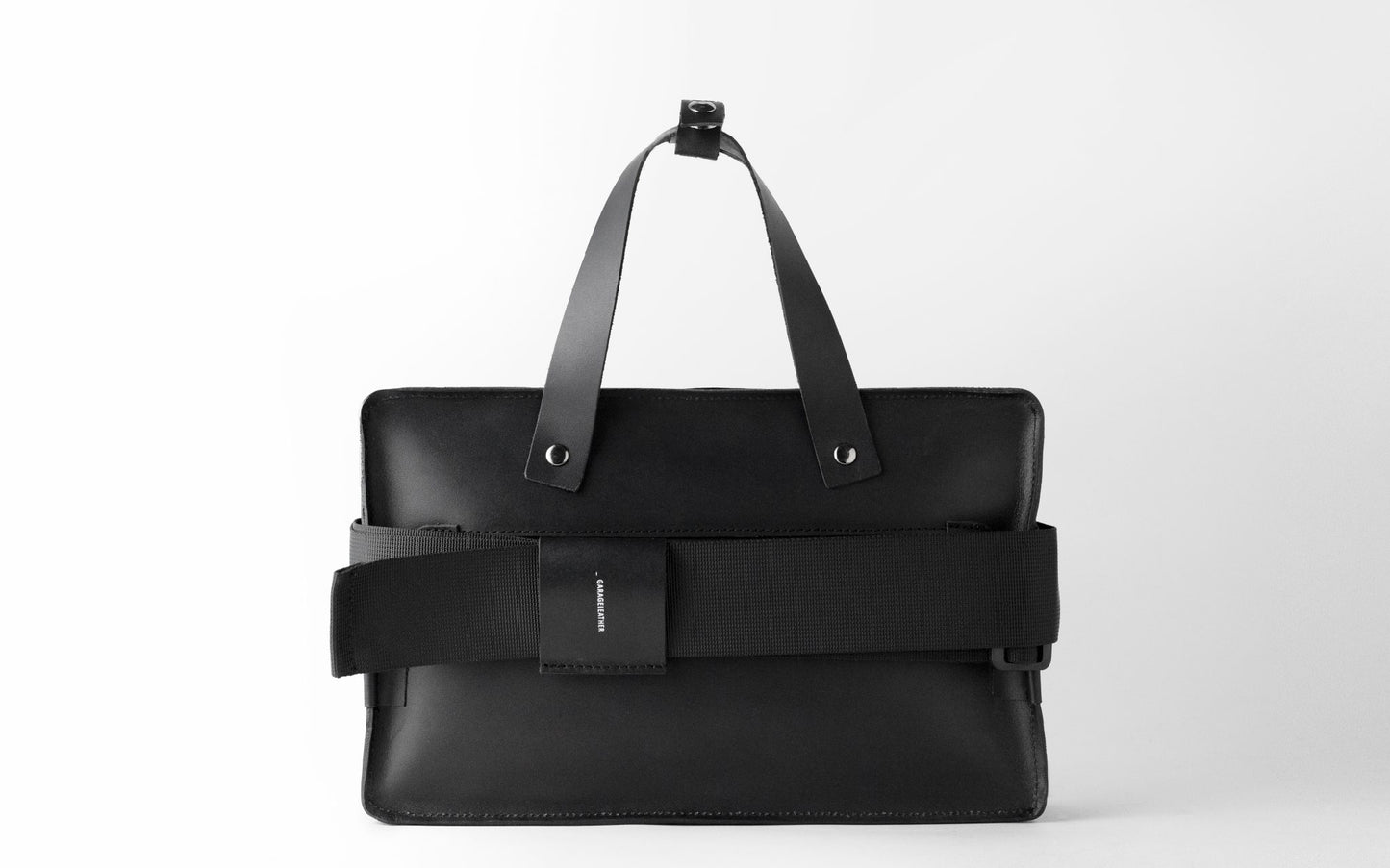 MINIMAL CROSS BAG . BLACK