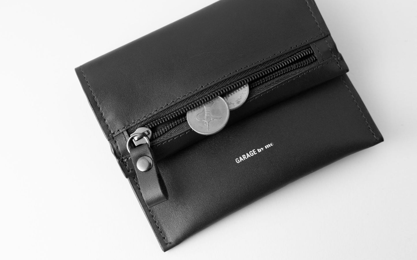 SNAP-MAGNET WALLET . BLACK